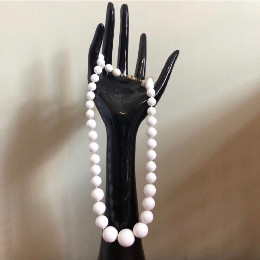 SOLD Vintage Bead Necklace